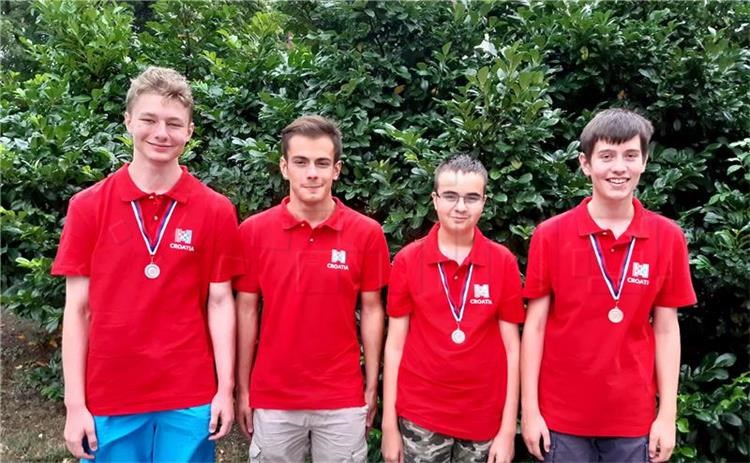 Mladi hrvatski informatičari osvojili četiri medalje na Olimpijadi u Azerbajdžanu