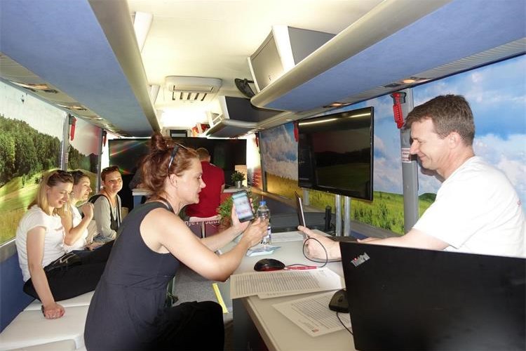 Digitalni bus kreće u Vinkovce